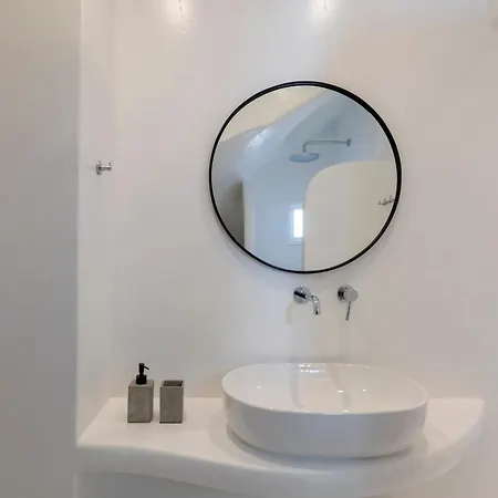 Ela Apartment Naousa (Paros)