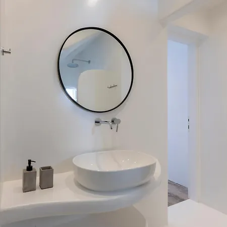 Ela Naousa (Paros)